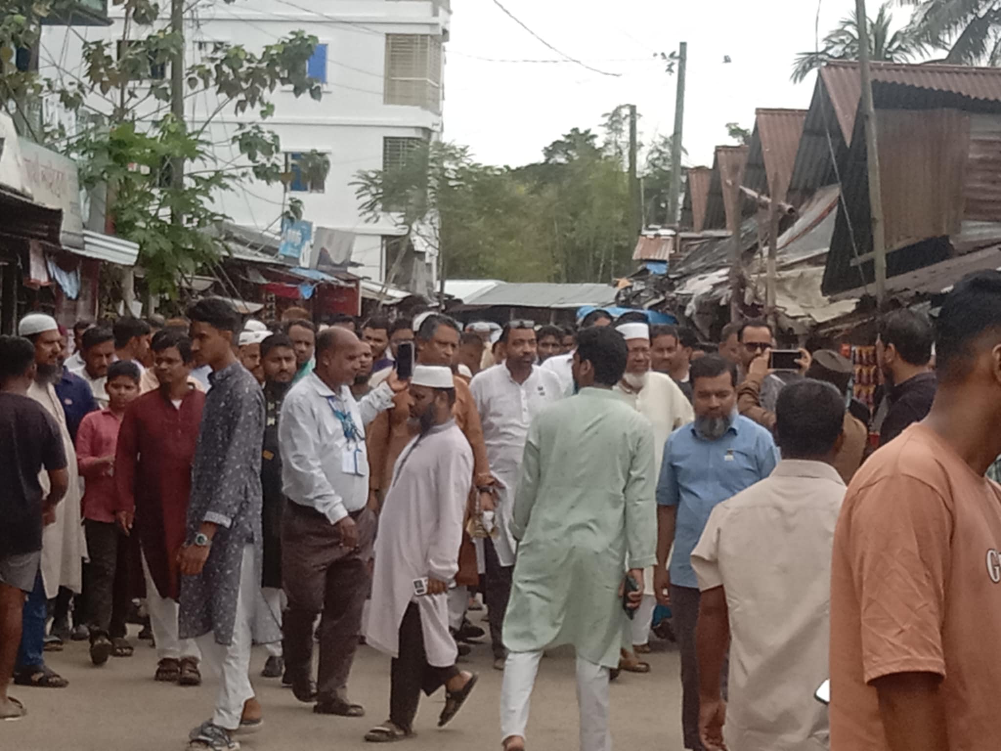 জামায়াতের গণআন্দোলনের ৫ দফা দাবিতে রাঙ্গুনিয়ায় বিক্ষোভ ও গণসংযোগ