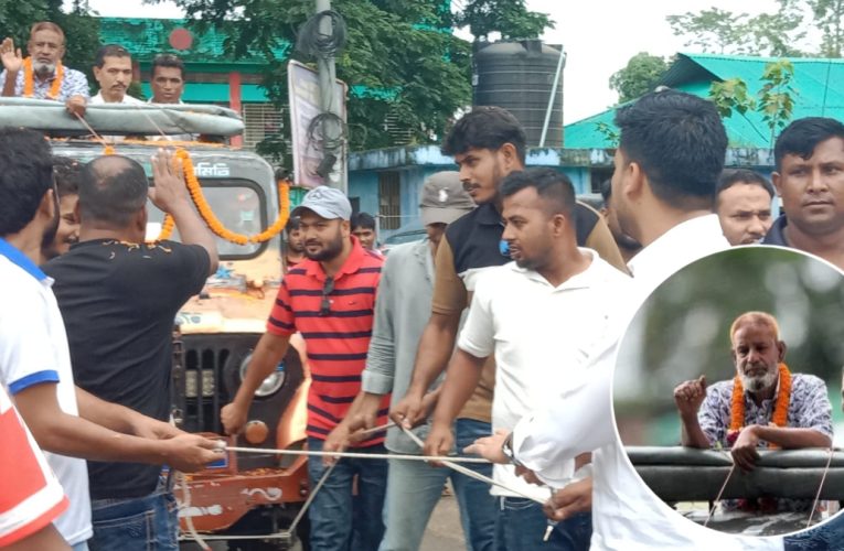 অবসরে গেলেন প্রিয় শিক্ষক, ভালোবাসার টানে ভাসলেন শিক্ষার্থীদের আবেগে